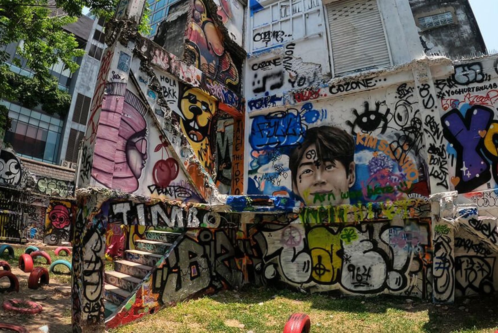 The Best Street Art in Bangkok: A Visual Tour